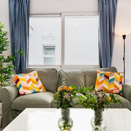 Anfitrion Triana 2 Apartment เซบีญา ภายนอก รูปภาพ